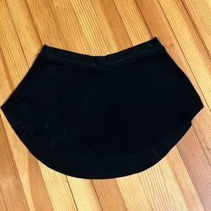 Bullet Pointe Skirt